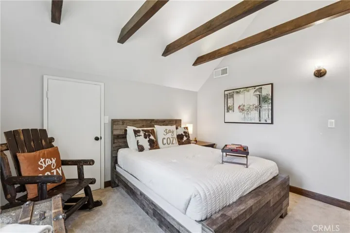 1243 Grass Valley, Lake Arrowhead, California 92352