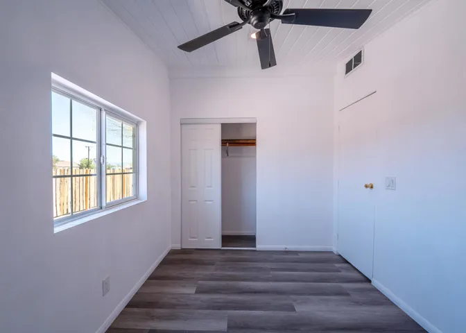 2327 BRENTWOOD AVE THERMAL 40