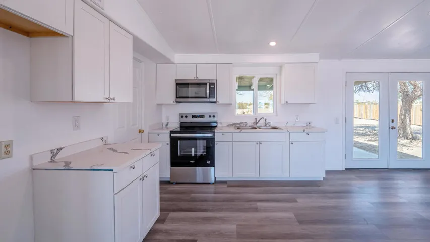 2327 BRENTWOOD AVE THERMAL 25
