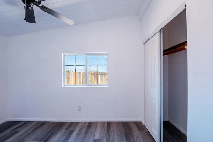 2327 BRENTWOOD AVE THERMAL 41