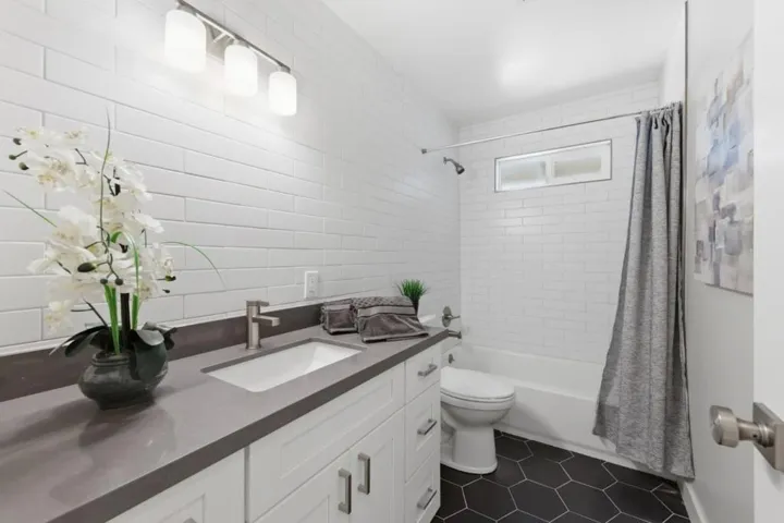181 Warwick Drive, Campbell, California 95008