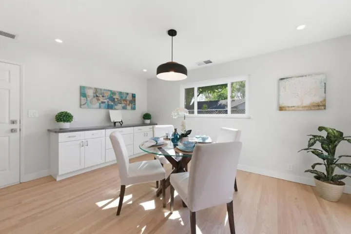 181 Warwick Drive, Campbell, California 95008