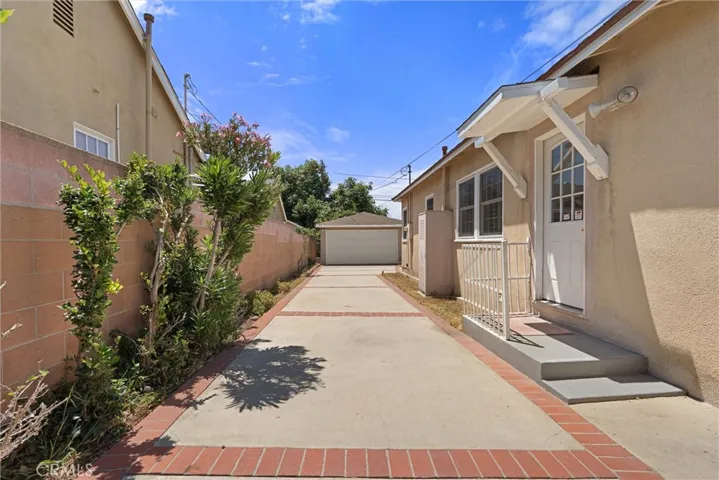 846 Oakdale Avenue, Monrovia, California 91016
