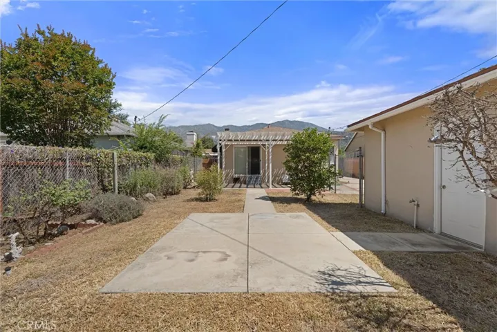 846 Oakdale Avenue, Monrovia, California 91016