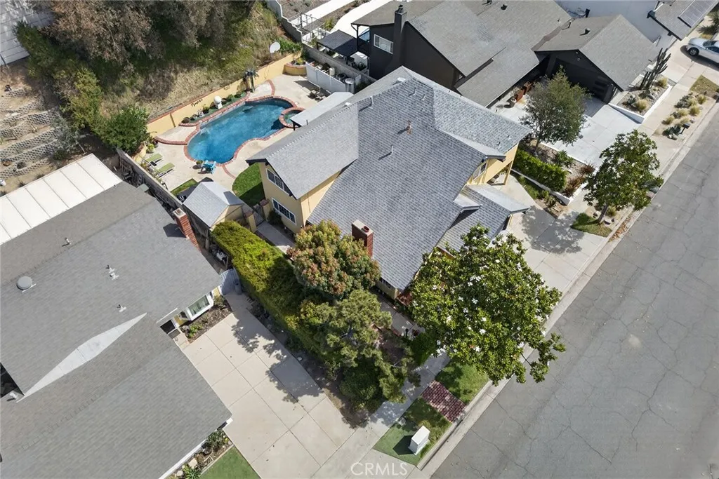 Ariel  l view of property