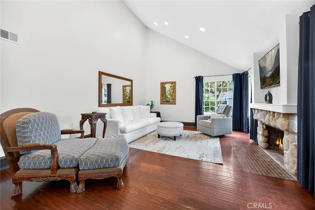 livingroom.