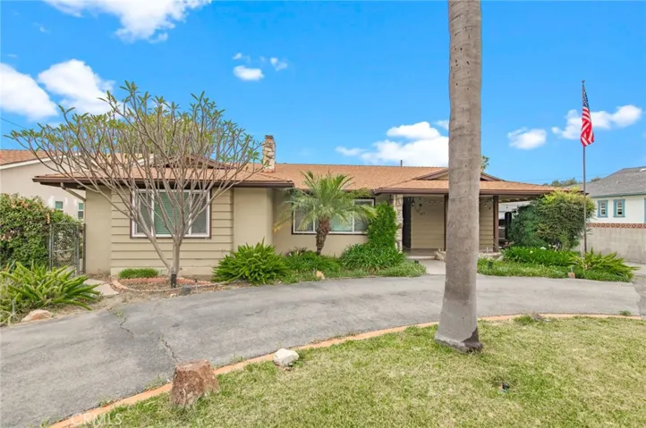815 S Lark Ellen, West Covina, California 91791