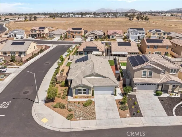 Oversized corner lot!