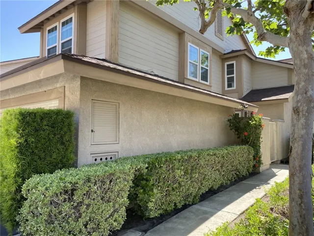 21476 Cypresswood, Lake Forest, California 92630