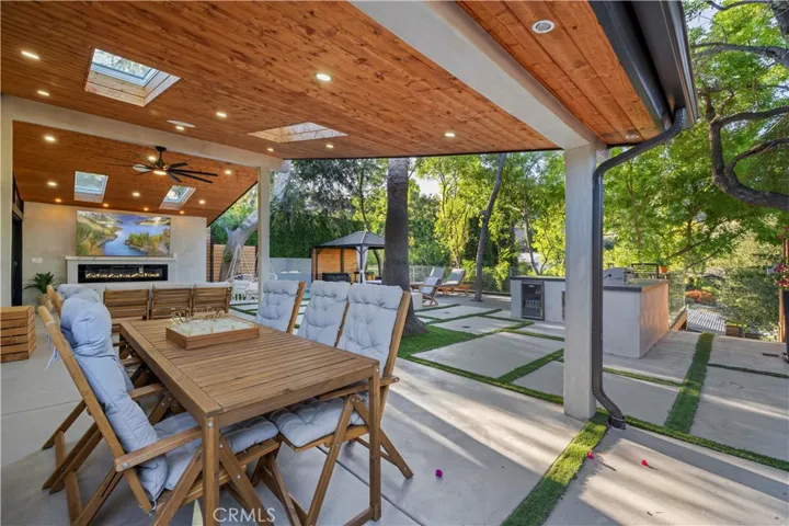 22263 Flanco, Woodland Hills, California 91364