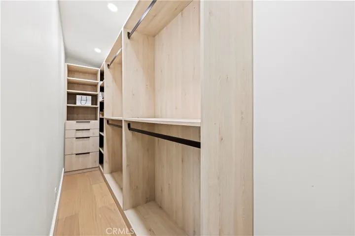 22263 Flanco, Woodland Hills, California 91364