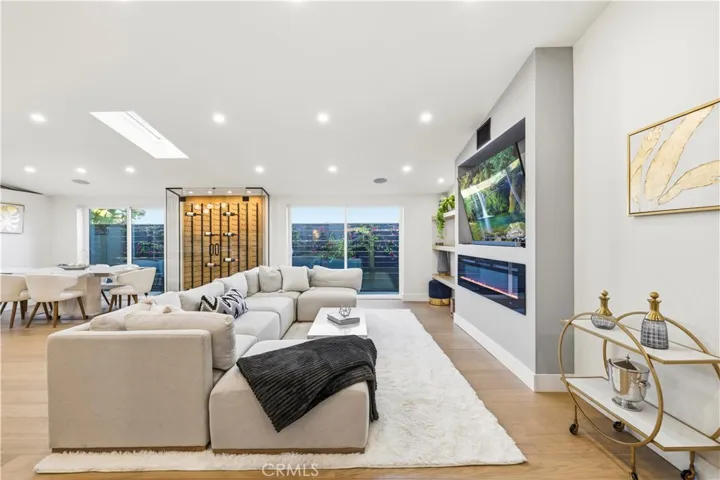 22263 Flanco, Woodland Hills, California 91364