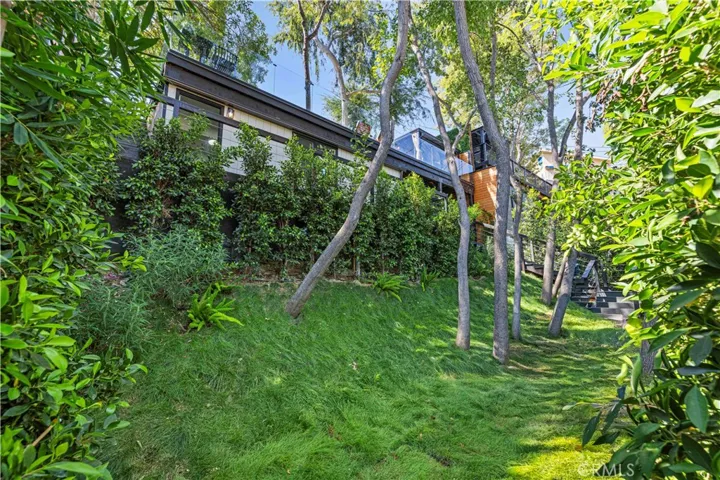 22263 Flanco, Woodland Hills, California 91364