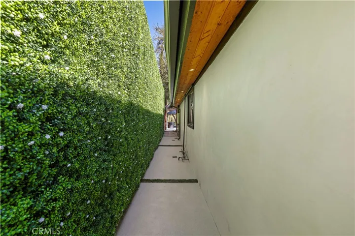 22263 Flanco, Woodland Hills, California 91364