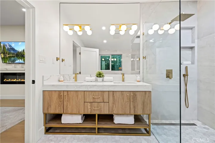 22263 Flanco, Woodland Hills, California 91364