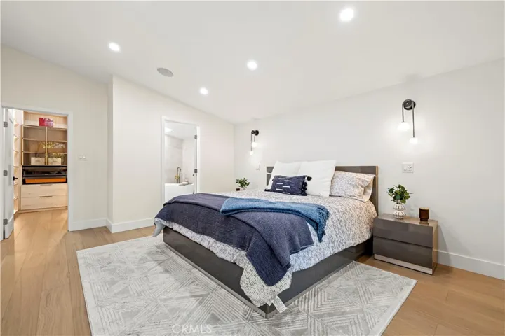 22263 Flanco, Woodland Hills, California 91364