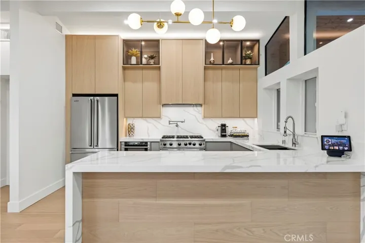 22263 Flanco, Woodland Hills, California 91364