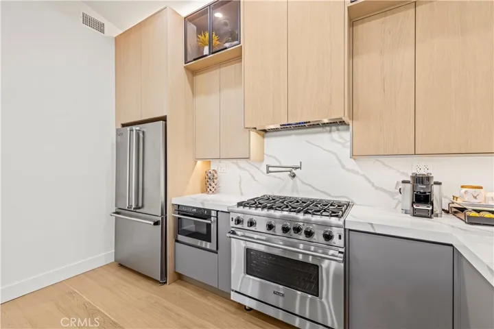 22263 Flanco, Woodland Hills, California 91364