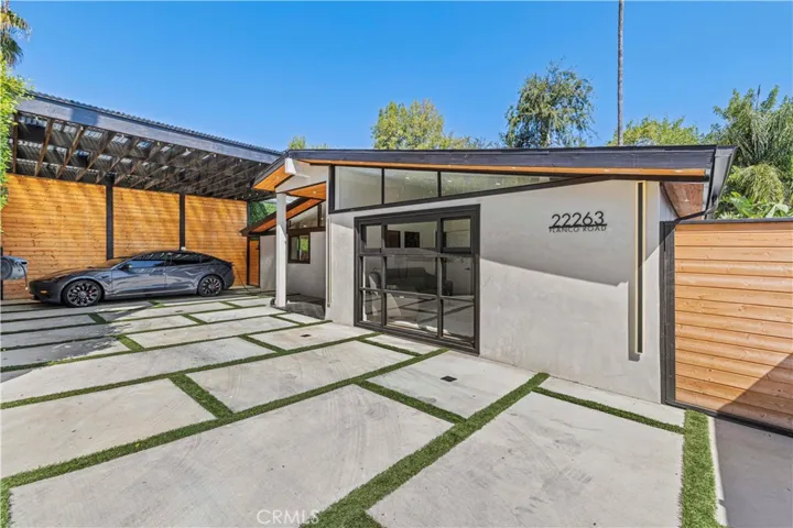 22263 Flanco, Woodland Hills, California 91364