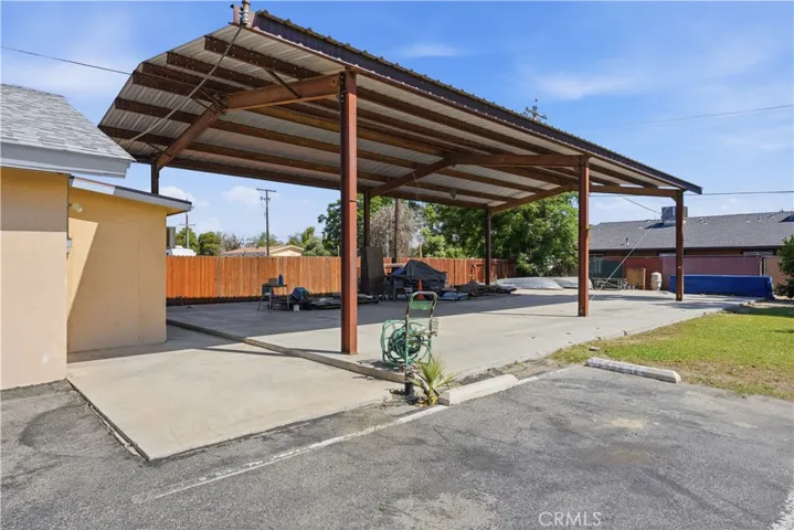 325 Mccord Ave, Bakersfield, California 93308