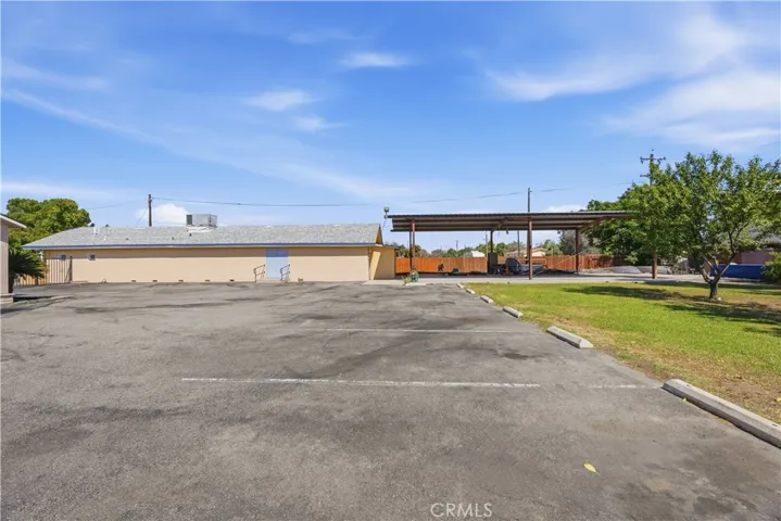 325 Mccord Ave, Bakersfield, California 93308