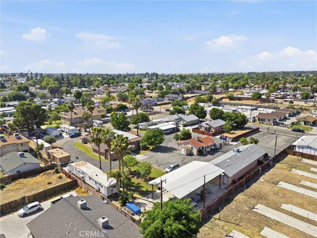 325 Mccord Ave, Bakersfield, California 93308