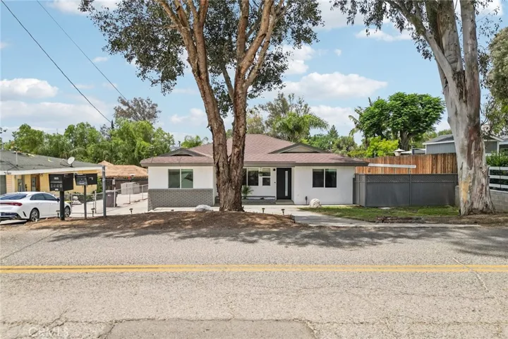 2448 Corona, Norco, California 92860