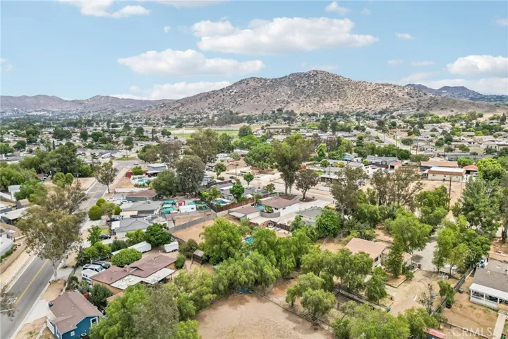 2448 Corona, Norco, California 92860