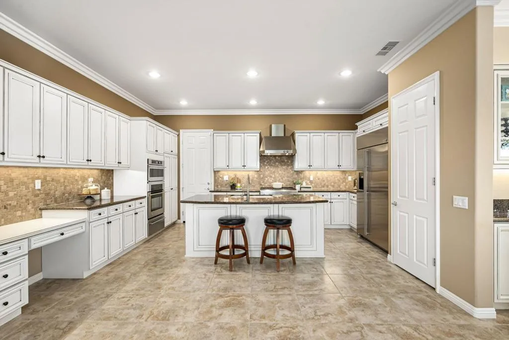 47-web-or-mls-JMCAntor_OPMG_0526_047