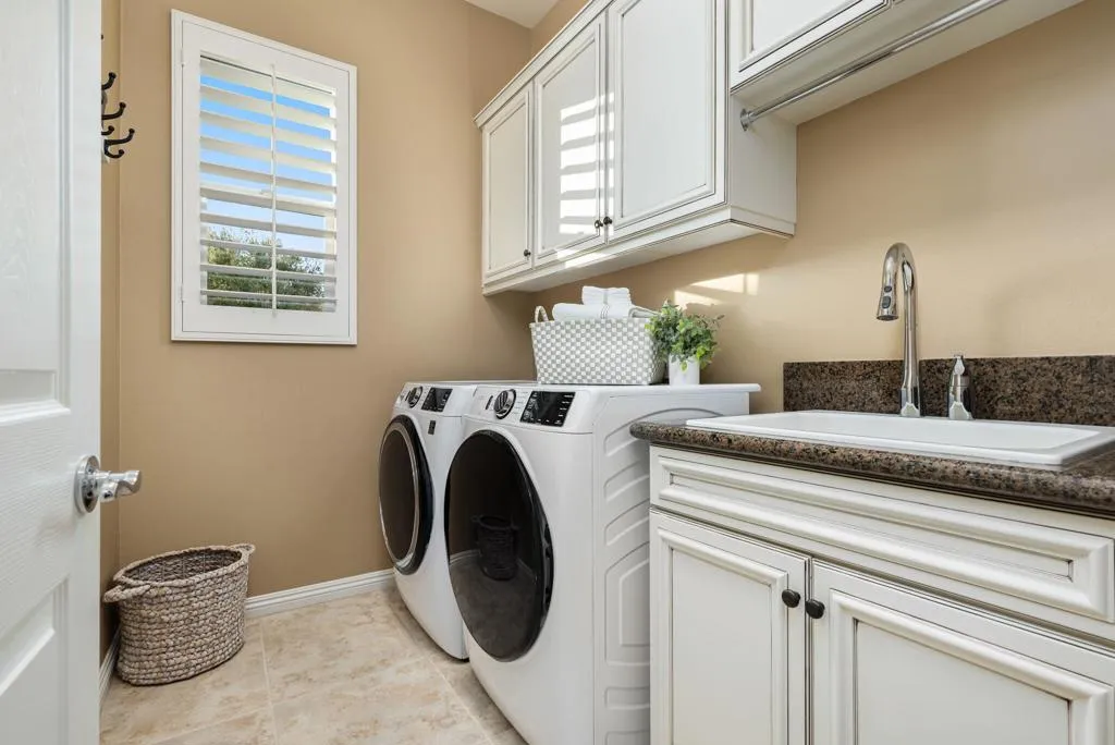 60-web-or-mls-JMCAntor_OPMG_0526_060