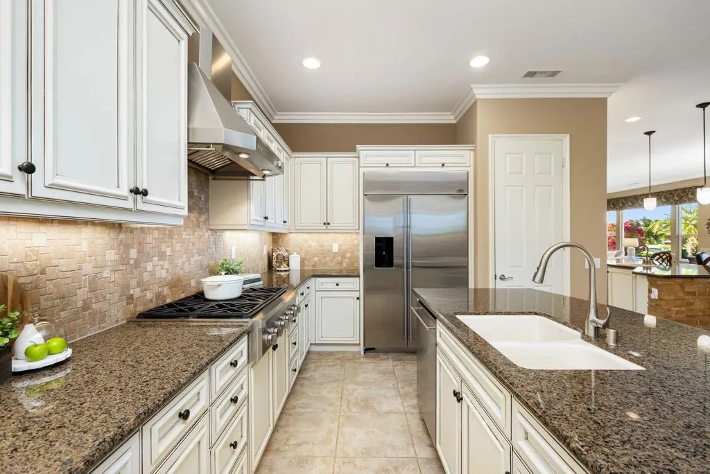 52-web-or-mls-JMCAntor_OPMG_0526_052