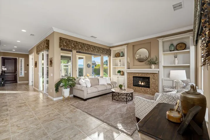 39-web-or-mls-JMCAntor_OPMG_0526_039