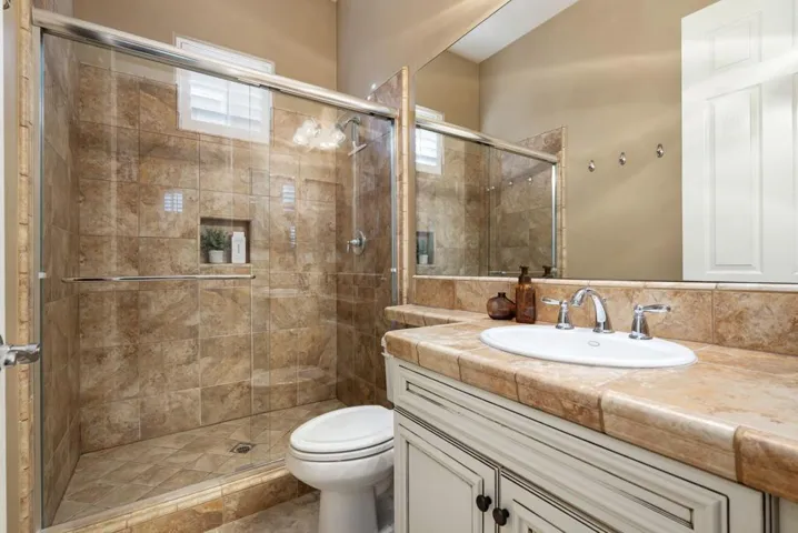 62-web-or-mls-JMCAntor_OPMG_0526_062