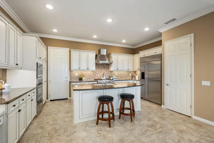 46-web-or-mls-JMCAntor_OPMG_0526_046