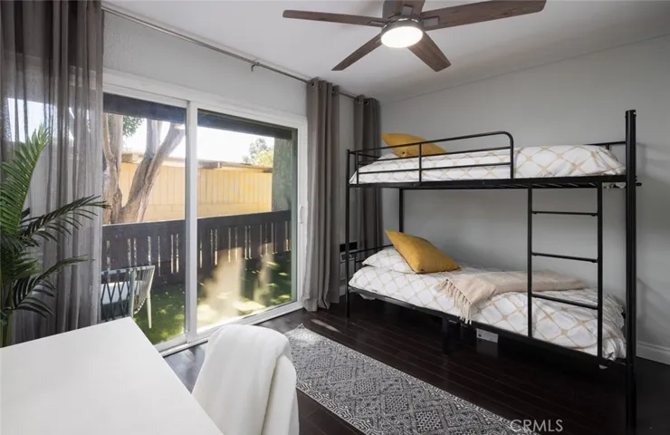 1000 W Macarthur Boulevard 11, Santa Ana, California 92707