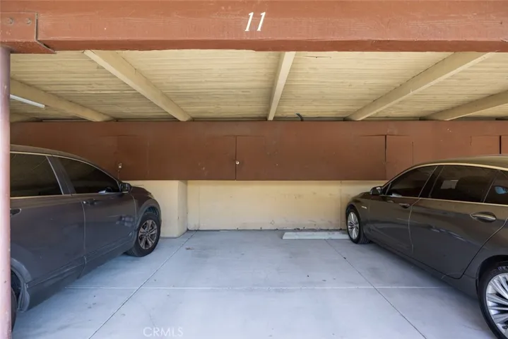 1000 W Macarthur Boulevard 11, Santa Ana, California 92707