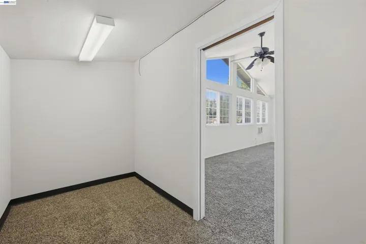Bonus Room Closet