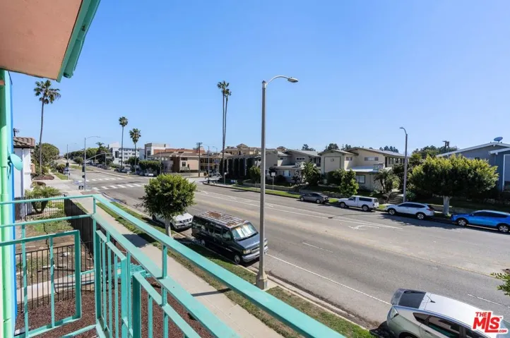 7825 W Manchester Avenue 22, Playa Del Rey, California 90293