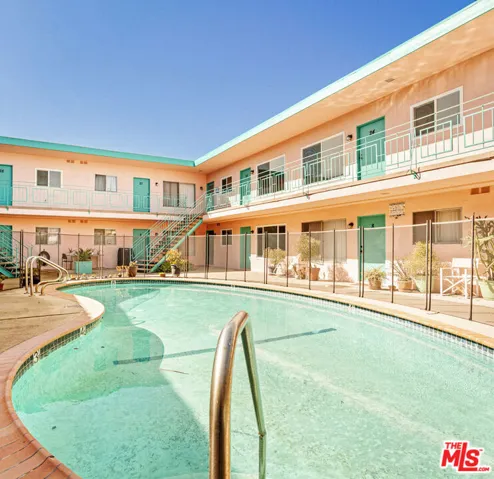 7825 W Manchester Avenue 22, Playa Del Rey, California 90293