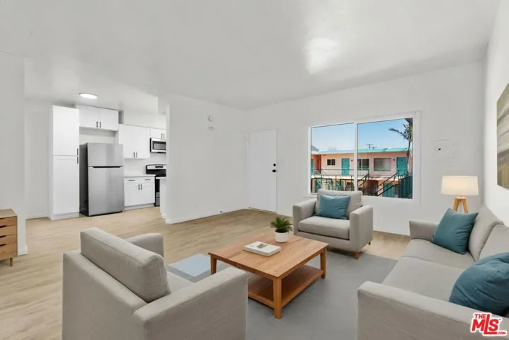 7825 W Manchester Avenue 22, Playa Del Rey, California 90293