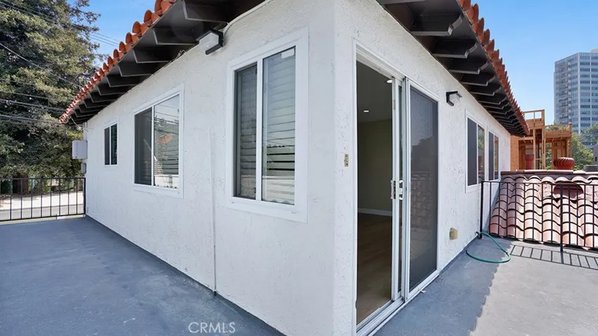 2 bed, 2 bath apartment entrance.