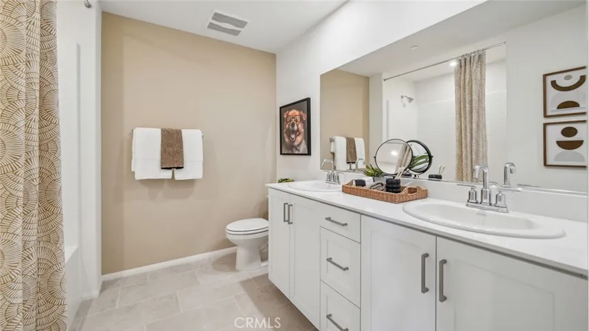 MODEL HOME