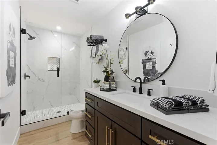 Upstairs Bath