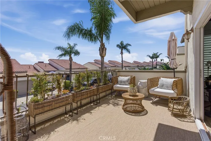 Large Front Patio