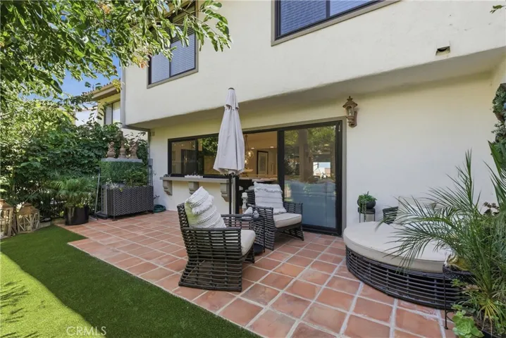 Private Back-yard/Patio