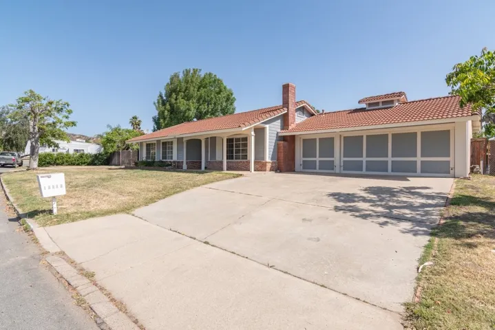 15640 Alvarado, Lake Elsinore, California 92530