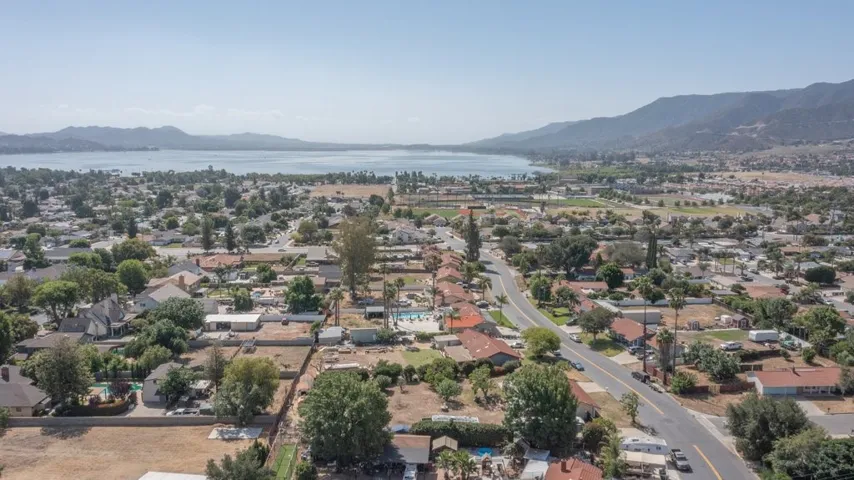 15640 Alvarado, Lake Elsinore, California 92530
