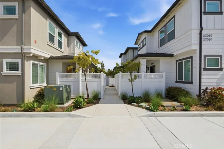 20389 Earl Street, Torrance, California 90503