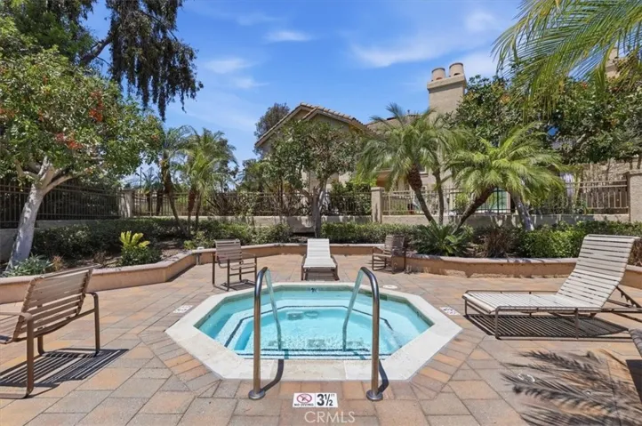 19 Encantado, Rancho Santa Margarita, California 92688