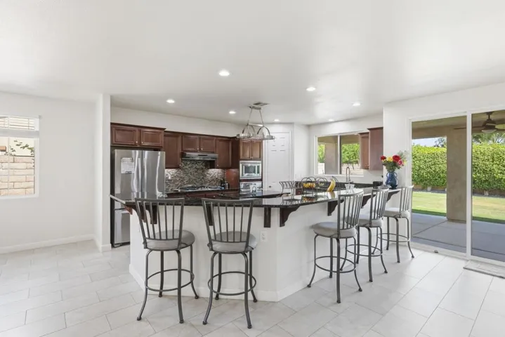15-Kitchen